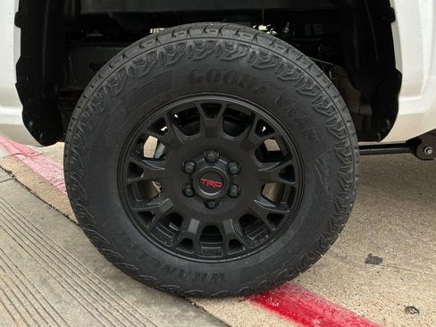 New 2026 Toyota Tacoma SR5 RWD image 8