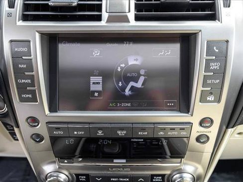 Used 2021 Lexus GX 460 Premium w/ Accessory Package AWD/4WD image 19