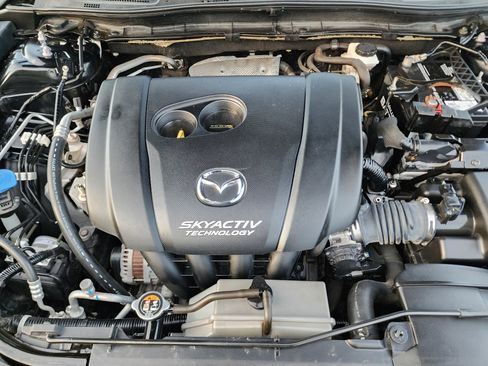 Used 2018 MAZDA MAZDA3 Sport FWD image 38