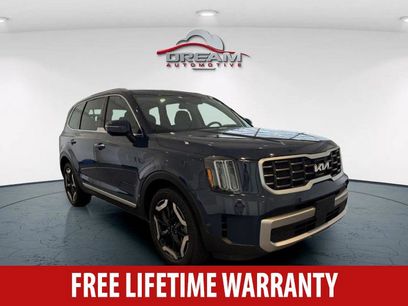 Used 2023 Kia Telluride S
