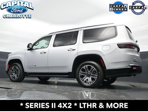 Used 2024 Jeep Wagoneer Series II w/ Flexible Seating Group RWD image 25