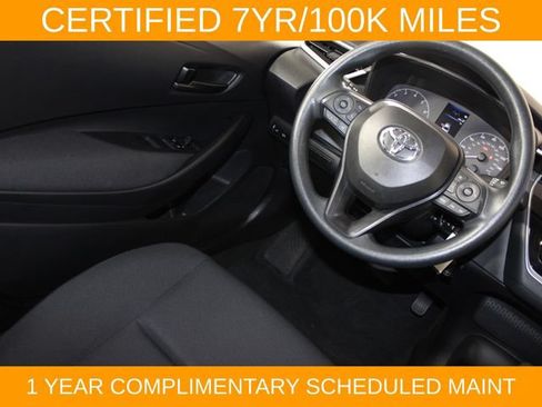 Used 2025 Toyota Corolla LE FWD image 17