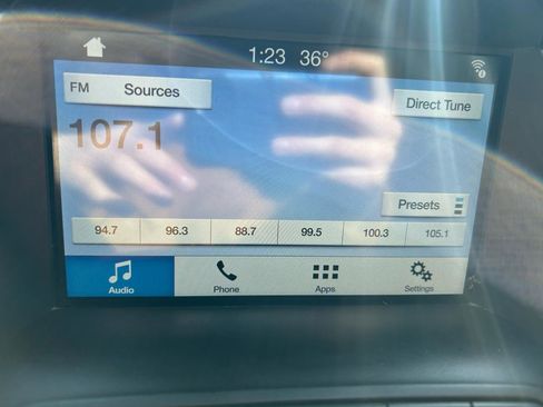 Used 2019 Ford Escape SE image 21