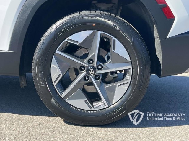 Certified 2025 Hyundai Tucson SEL AWD/4WD image 13