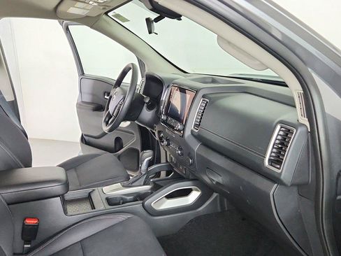 Used 2023 Nissan Frontier SV w/ Technology Package AWD/4WD image 26