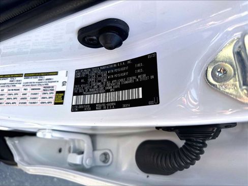 Used 2022 Toyota Corolla Cross L FWD image 31