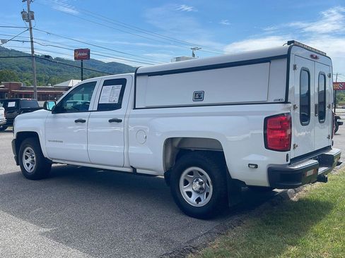 Used 2018 Chevrolet Silverado 1500 W/T w/ WT Convenience Package AWD/4WD image 5