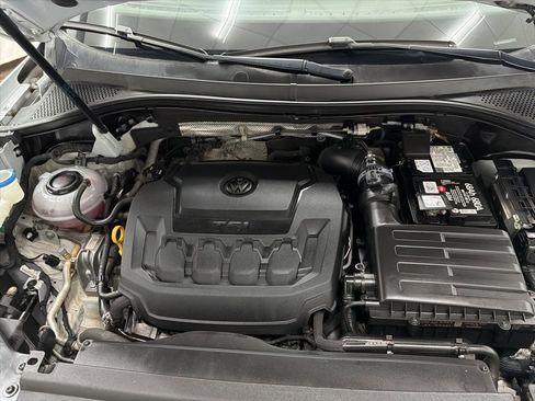 Used 2018 Volkswagen Tiguan SE FWD image 34