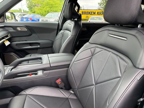 New 2027 Kia Telluride LX w/ Towing Package FWD image 17