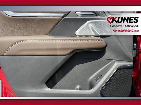 New 2027 GMC Acadia Denali Ultimate w/ LPO, Floor Liner Package AWD/4WD image 22