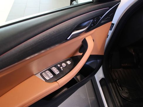 Used 2022 BMW X3 xDrive30i w/ Premium Package 2 image 27