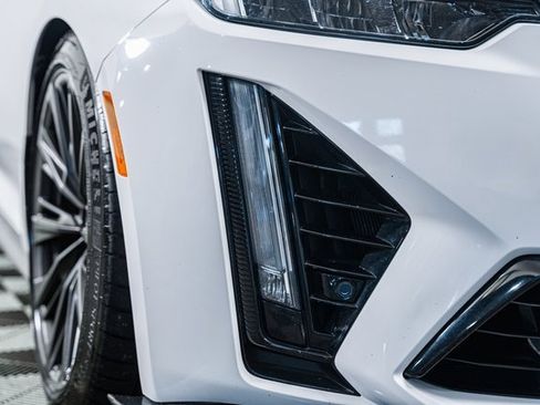 Used 2023 Cadillac CT5 V Blackwing w/ Driver Assist Package image 15