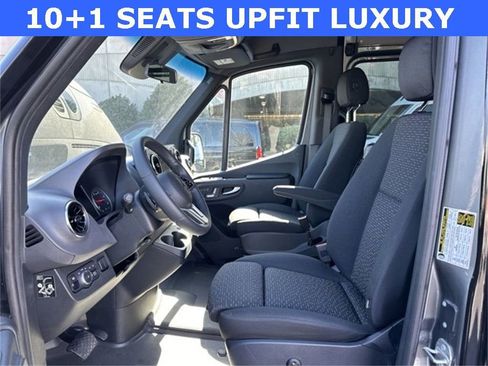 Used 2023 Mercedes-Benz Sprinter 2500 image 16