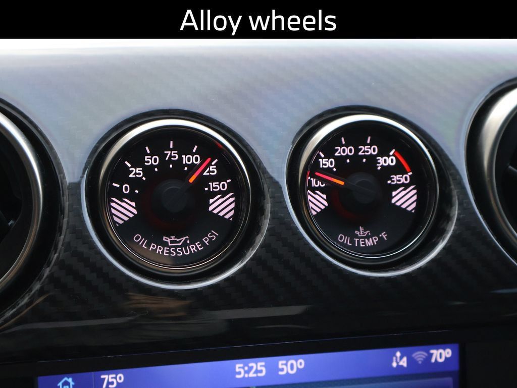 Used 2022 Ford Mustang Shelby GT500 w/ Technology Package RWD image 21
