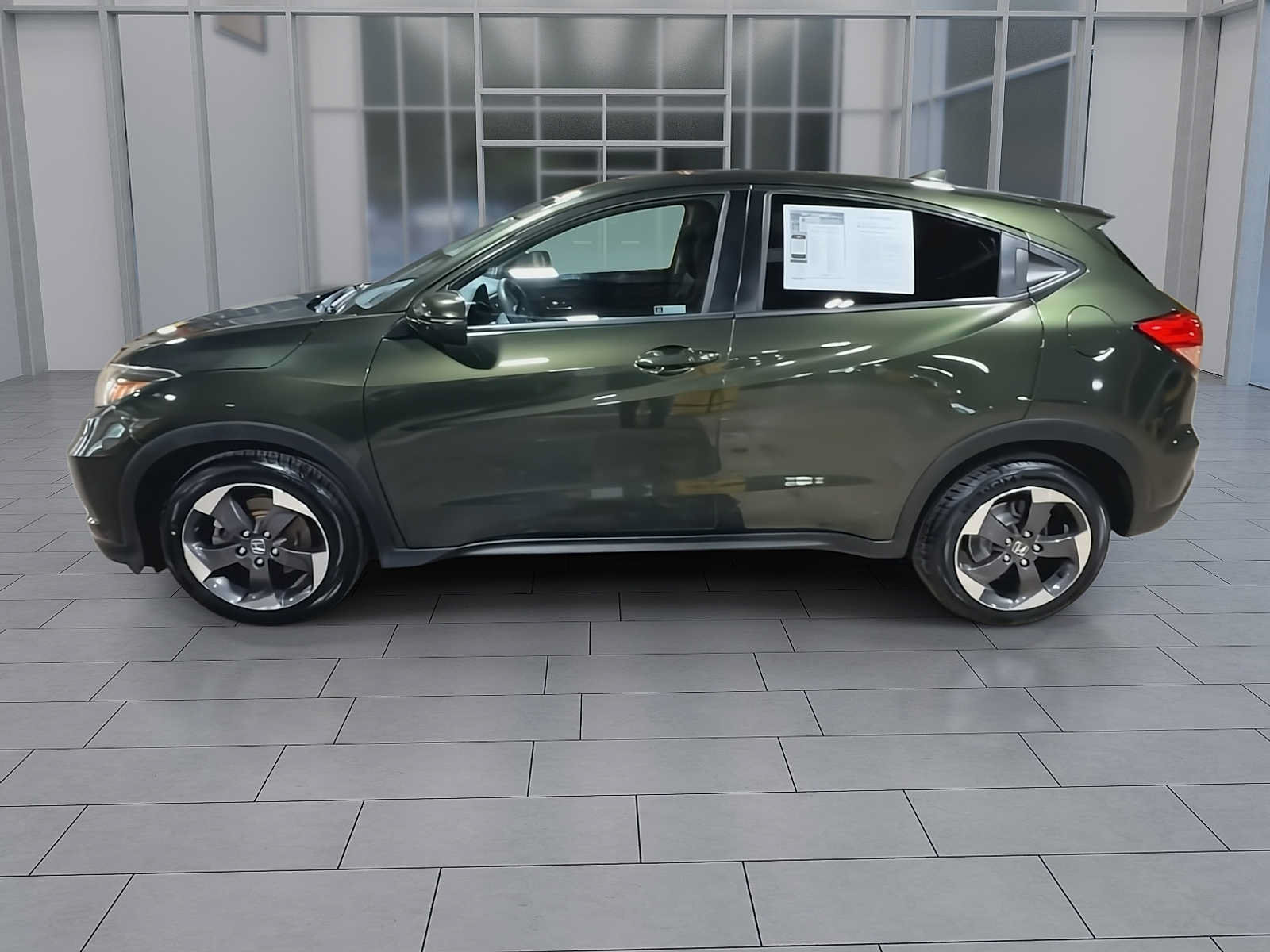 Used 2018 Honda HR-V EX image 5