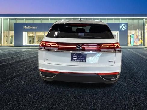 Used 2024 Volkswagen Atlas Cross Sport SE w/ Adventure Package AWD/4WD image 26