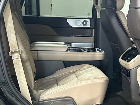 Used 2023 Lincoln Navigator Reserve AWD/4WD image 61