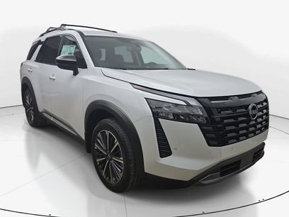 New 2026 Nissan Pathfinder Platinum