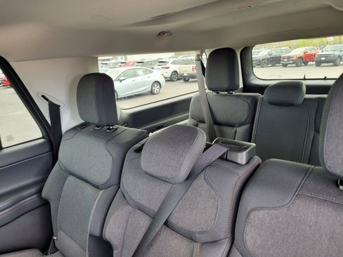 Certified 2025 Ford Expedition Max Active AWD/4WD image 15