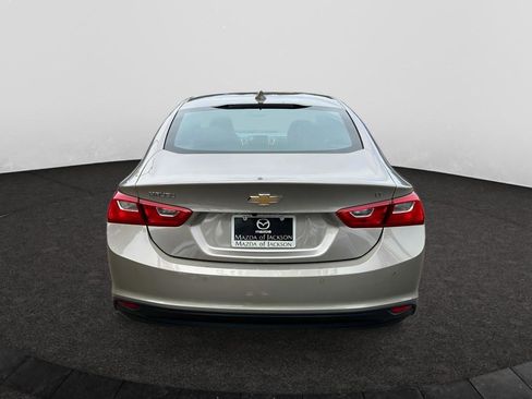 Used 2025 Chevrolet Malibu LT image 4