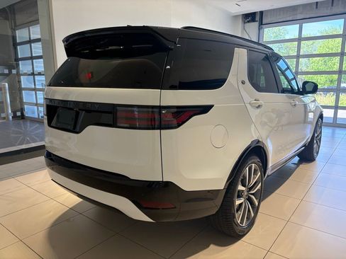 New 2026 Land Rover Discovery Dynamic SE AWD/4WD image 5