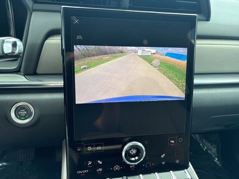 Used 2025 GMC Terrain Elevation AWD/4WD image 24
