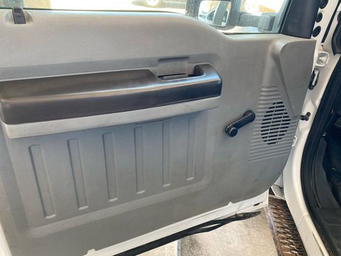 Used 2011 Ford F550 2WD Regular Cab Super Duty w/ Payload Upgrade Pkg image 59