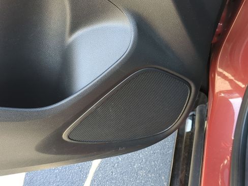 Used 2024 Buick Encore GX Sport Touring image 15