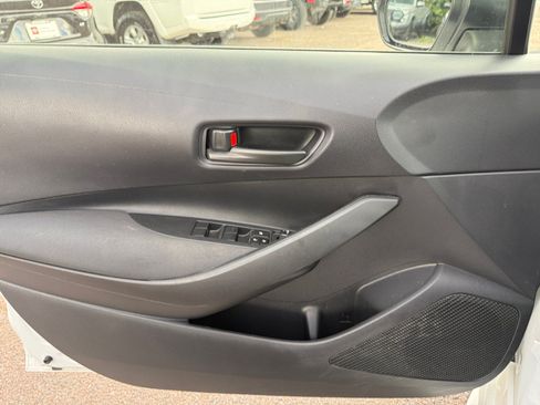 Used 2024 Toyota Corolla LE FWD image 13