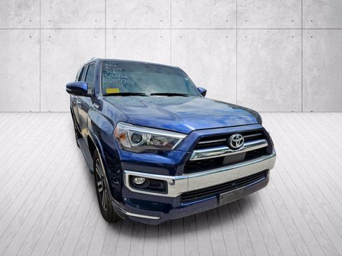Used 2024 Toyota 4Runner Limited AWD/4WD image 2