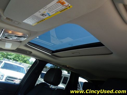 Used 2013 Jeep Grand Cherokee Laredo AWD/4WD image 31