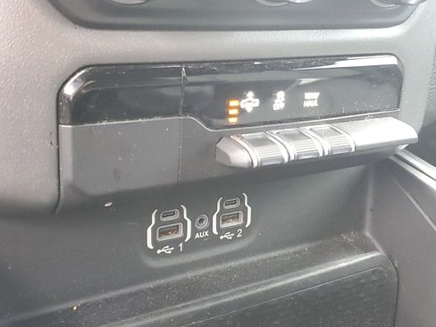 Used 2021 RAM 1500 Big Horn image 21