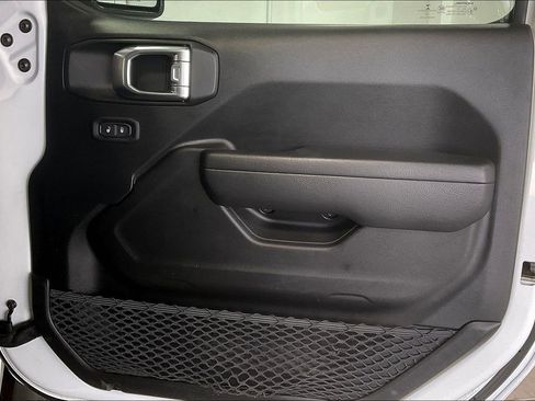 Used 2023 Jeep Wrangler Unlimited Rubicon w/ LED Lighting Group image 22