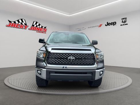 Used 2019 Toyota Tundra SR5 w/ SR5 Upgrade Package AWD/4WD image 13