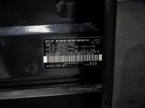 Used 2024 Mitsubishi Outlander SE image 35
