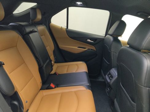 Used 2020 Chevrolet Equinox Premier image 19