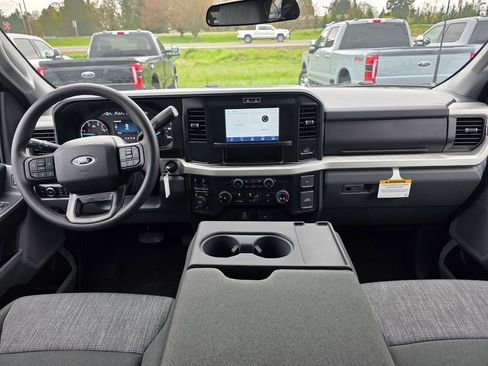 New 2026 Ford F350 XLT w/ 360-Degree Camera Package image 12