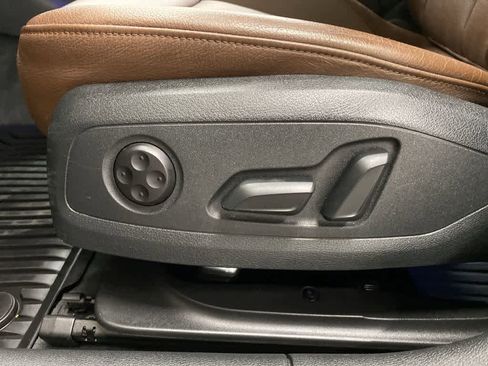 Used 2018 Audi A4 2.0T Prestige w/ Prestige Package image 16