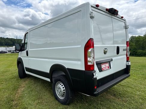 New 2026 RAM ProMaster 1500 w/ Convenience Group FWD image 6