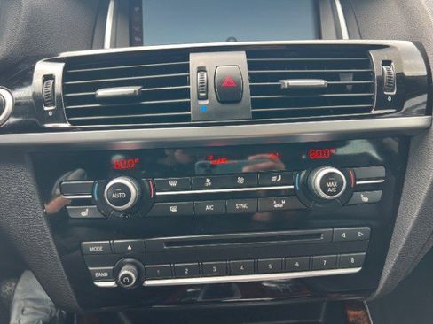 Used 2017 BMW X3 sDrive28i image 46