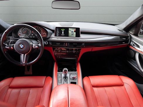 Used 2017 BMW X6 M image 49