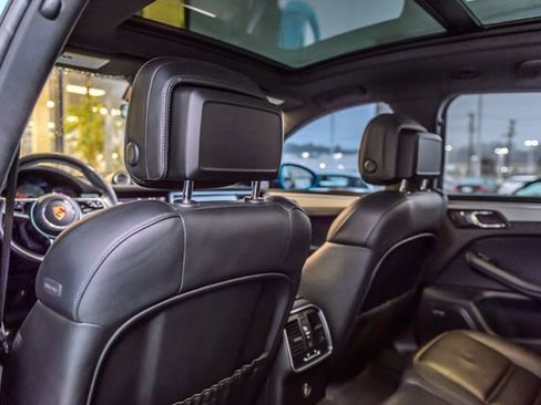 Used 2019 Porsche Macan S image 39