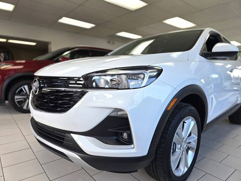Used 2023 Buick Encore GX Preferred w/ Cold Weather Comfort Package AWD/4WD image 7