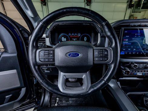 Used 2021 Ford F150 Lariat w/ Equipment Group 502A High AWD/4WD image 19