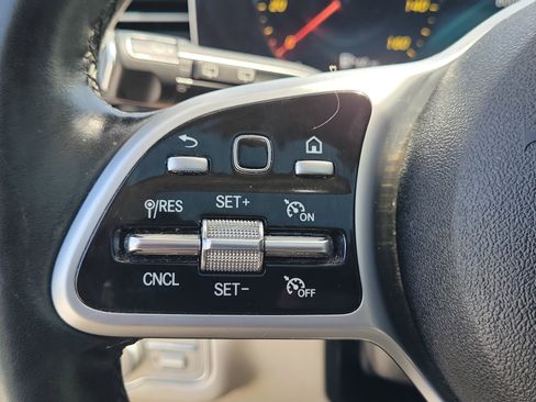 Used 2022 Mercedes-Benz GLE 350 image 21