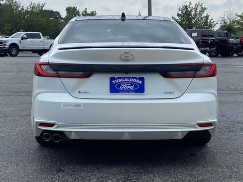 Used 2025 Toyota Camry XSE FWD image 3