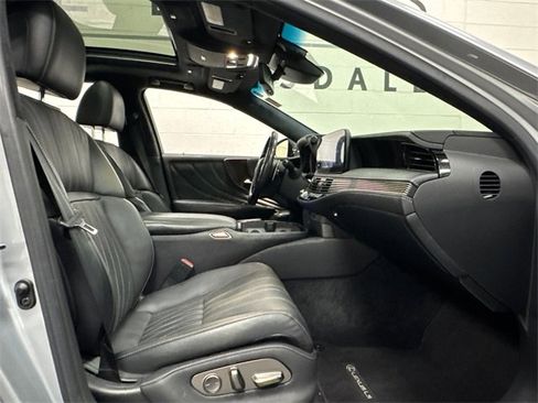 Used 2021 Lexus LS 500 w/ Interior Upgrade Package image 7