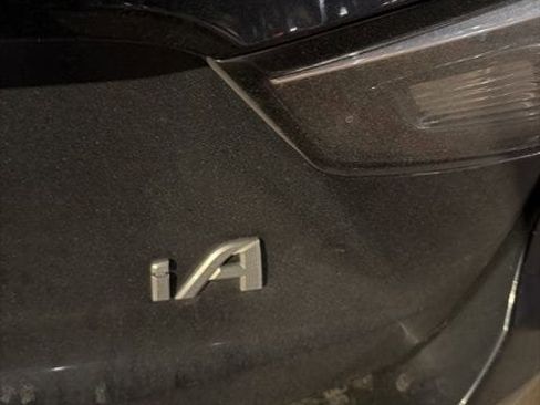 Used 2017 Toyota Yaris iA image 4