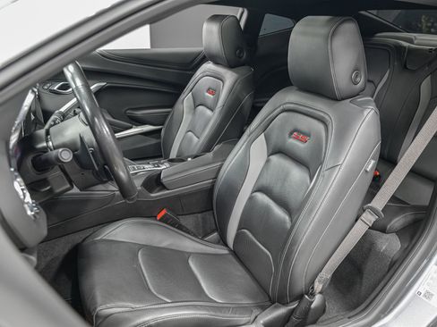 Used 2022 Chevrolet Camaro SS image 14