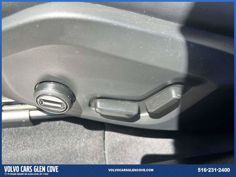 Used 2026 Volvo XC60 B5 Plus w/ Climate Package AWD/4WD image 16